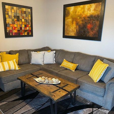 Brooklynn'S Bay, Elegant Lakefront Condo Retreat ホット・スプリングス エクステリア 写真