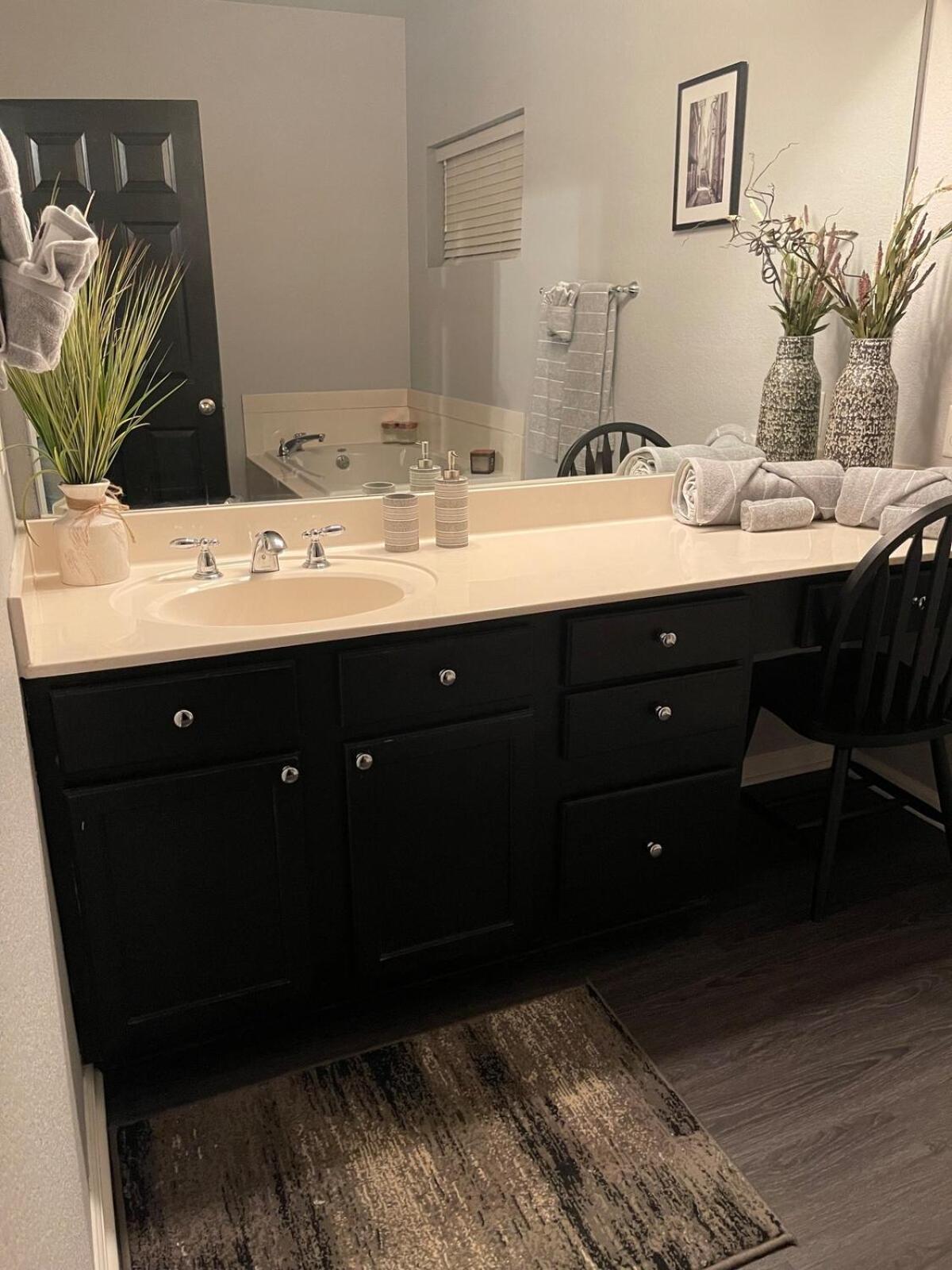 Brooklynn'S Bay, Elegant Lakefront Condo Retreat ホット・スプリングス エクステリア 写真