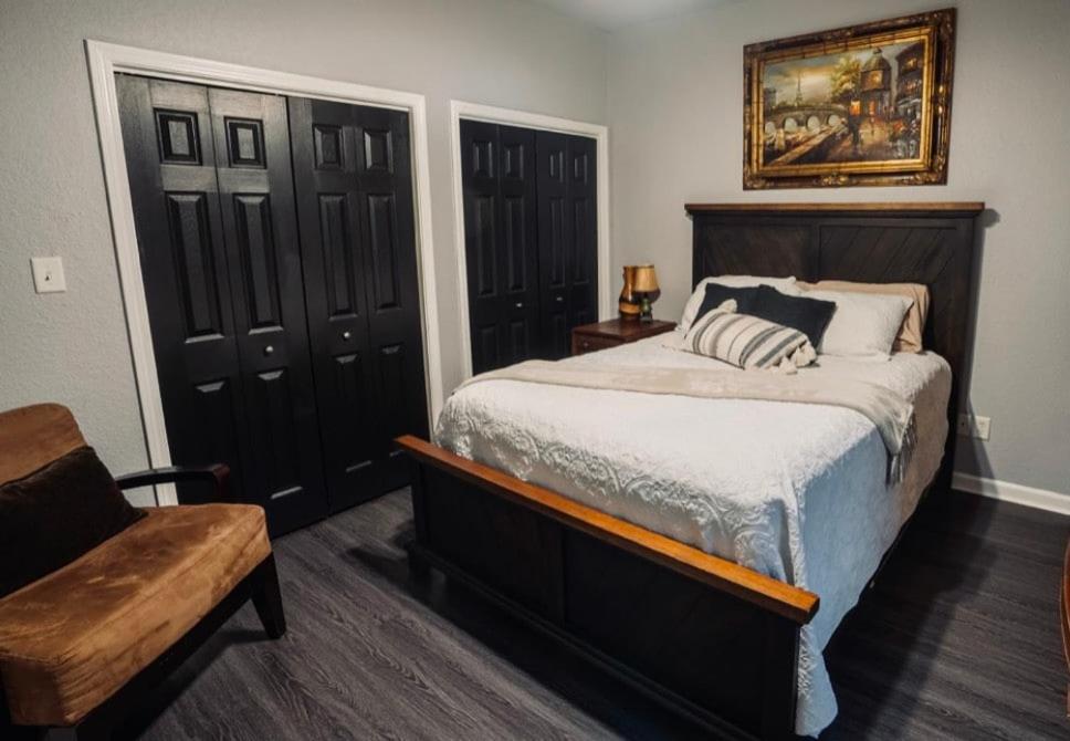 Brooklynn'S Bay, Elegant Lakefront Condo Retreat ホット・スプリングス エクステリア 写真